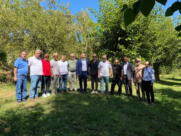 Yukarı Özbağ Mahallemizde Küçük Bir Gezinti Yaptık