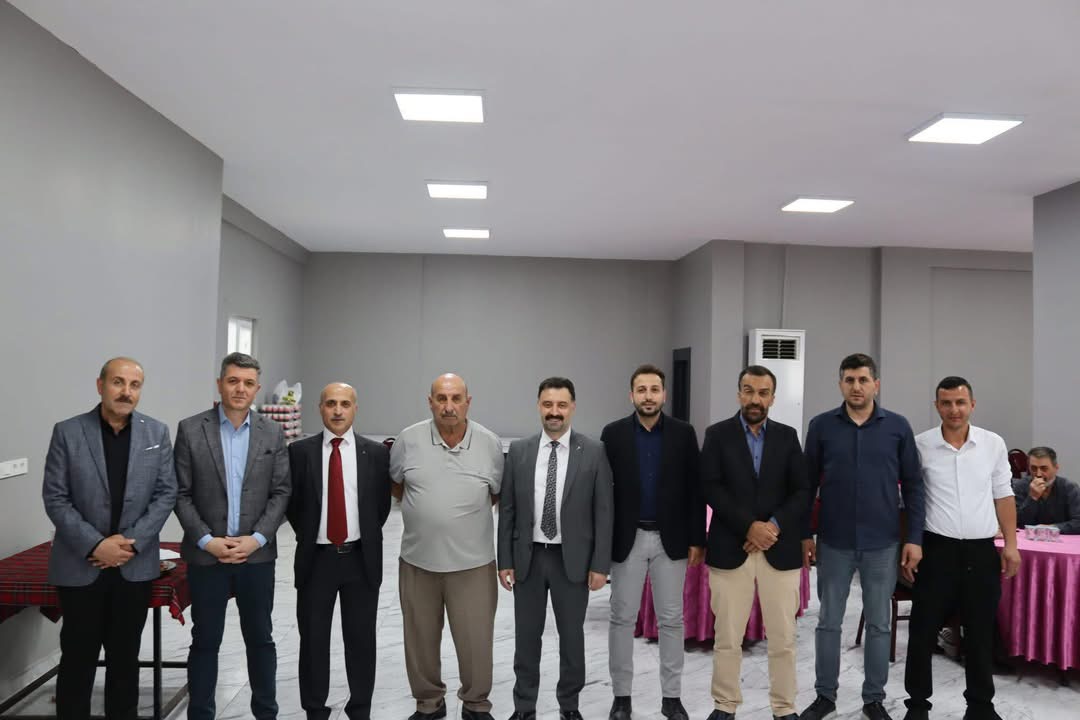 İspir Meydanlı Köyü Derneği Genel Kurulu’nda, değerli yol arkadaşımız, İSPADER Bursa Temsilcimiz Sayın Temel TAŞCI güven tazeleyerek yeniden başkanlığa seçilmiştir.